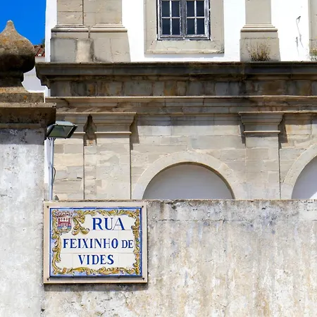 Escape To A Terrace Over Tavira's History 펜션 *