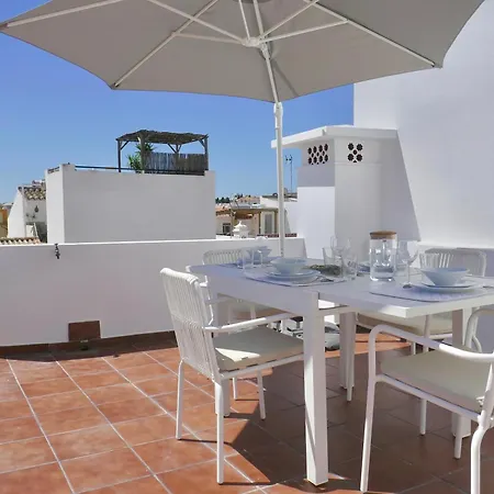 Escape To A Terrace Over Tavira's History 펜션 *