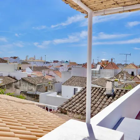 Escape To A Terrace Over Tavira's History 펜션