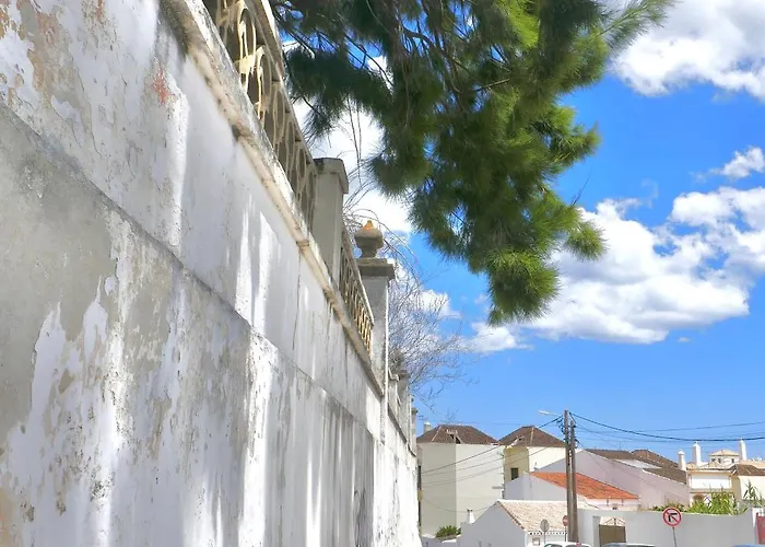 Escape To A Terrace Over Tavira's History * 塔维拉
