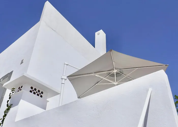 Escape To A Terrace Over Tavira's History *