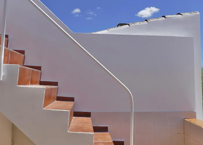 Escape To A Terrace Over Tavira's History 塔维拉